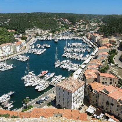 Bonifācio pilsēta Korsikas dienvidos