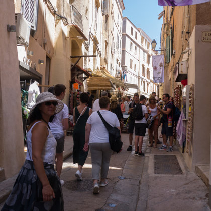 Bonifācijas šaurajās ielās