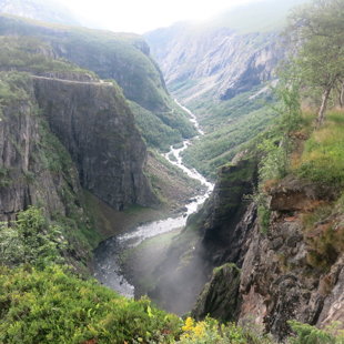 Skats no Veringfosen uz ieleju