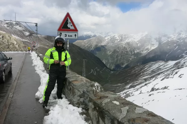 Passo dello Stelvio (Itālijā, pie Šveices robežas)