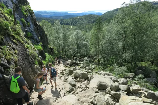 Pērgājiens uz Preikestolen
